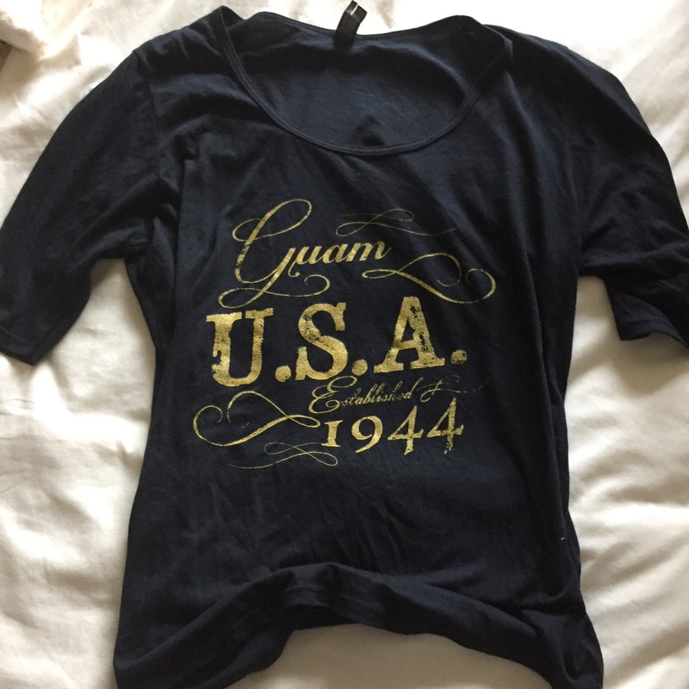 Guam women’s black quarter length sleeve